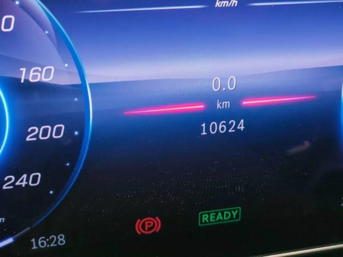 Mercedes-Benz EQE SUV usata a Teramo (19)