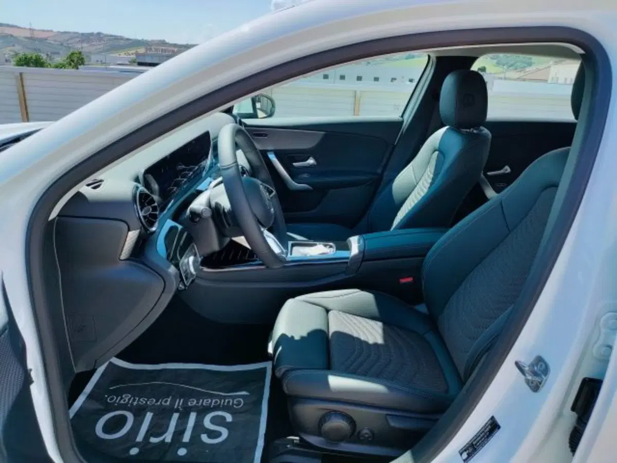 Mercedes-Benz Classe A nuova a Teramo (12)