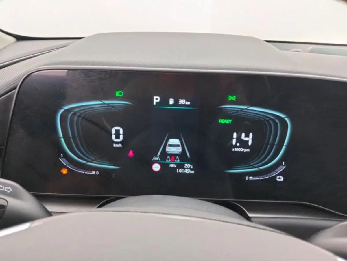 Kia Niro usata a Como (12)