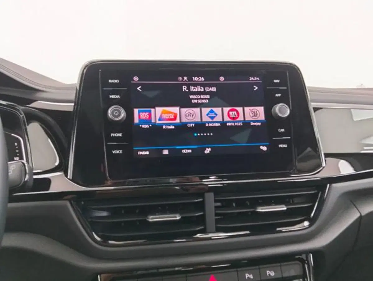 Volkswagen T-Roc usata a Como (13)