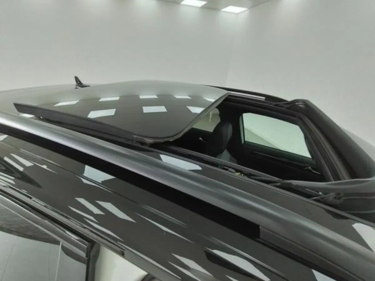 Volkswagen T-Roc usata a Como (19)