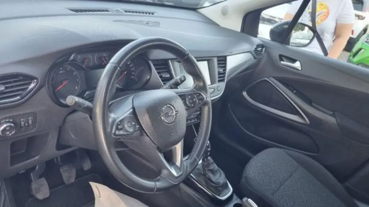 Opel Crossland usata a Savona (20)