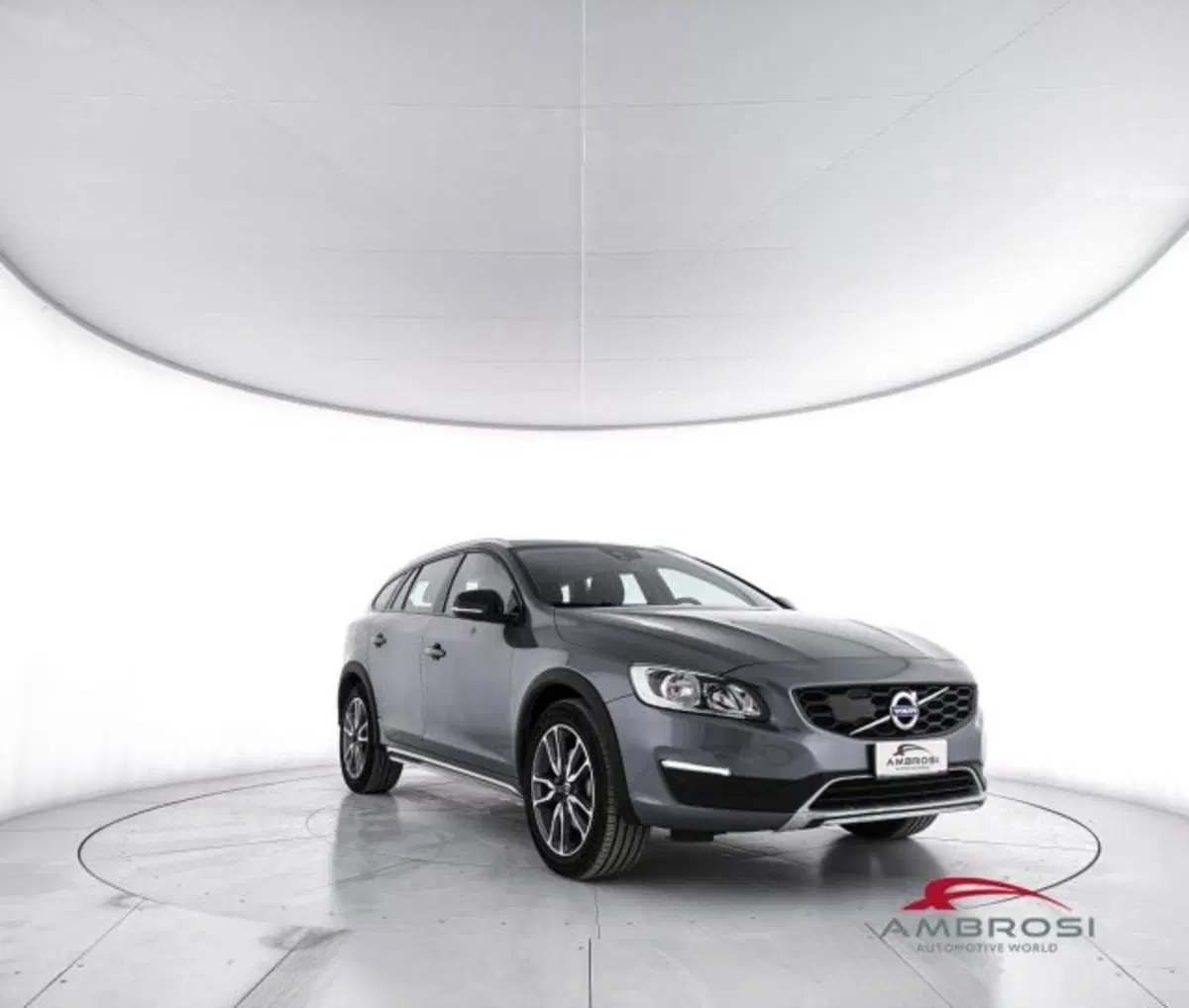 Volvo V60 Cross Country usata a Perugia (2)