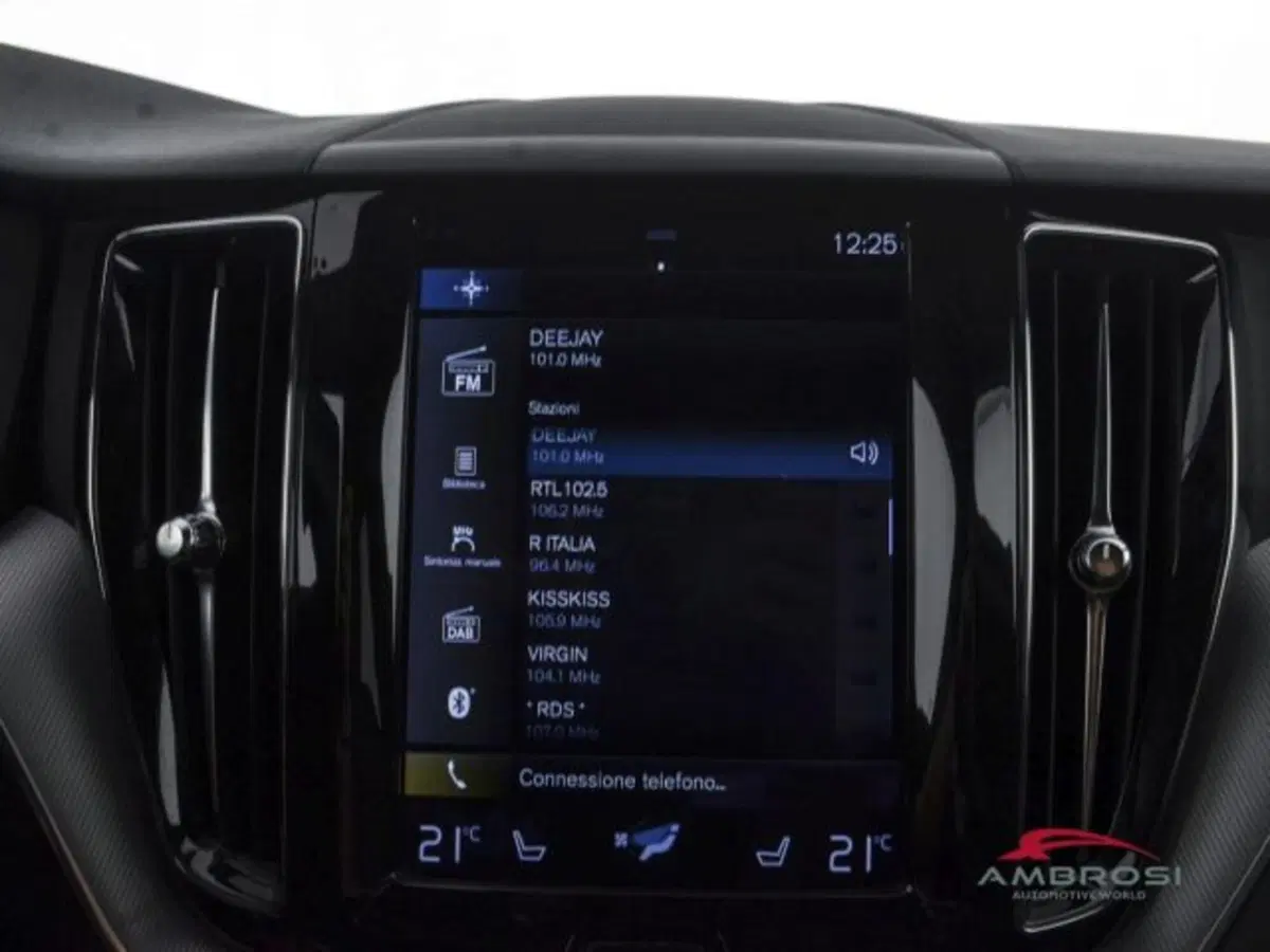Volvo XC60 usata a Perugia (14)