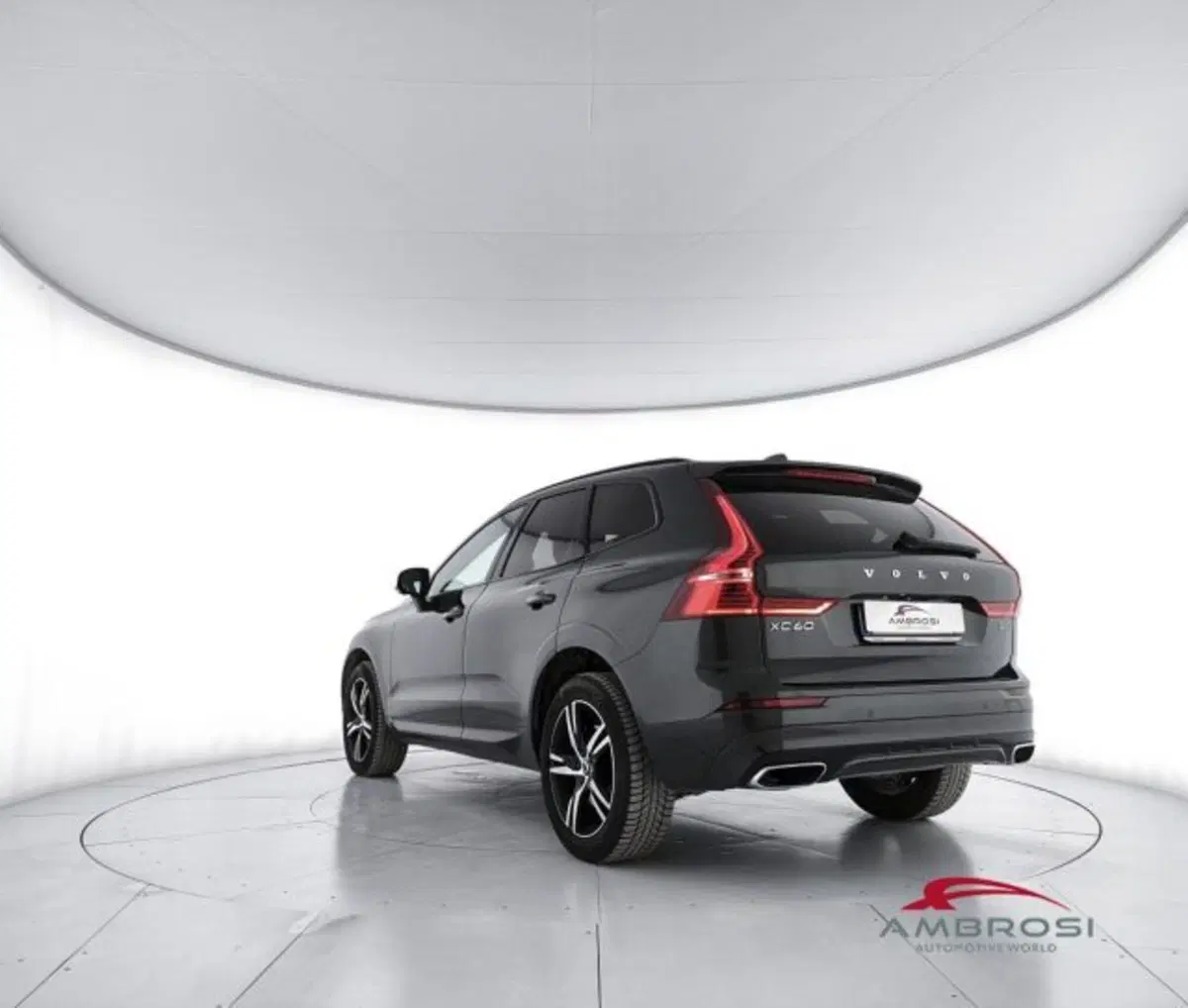 Volvo XC60 usata a Perugia (4)