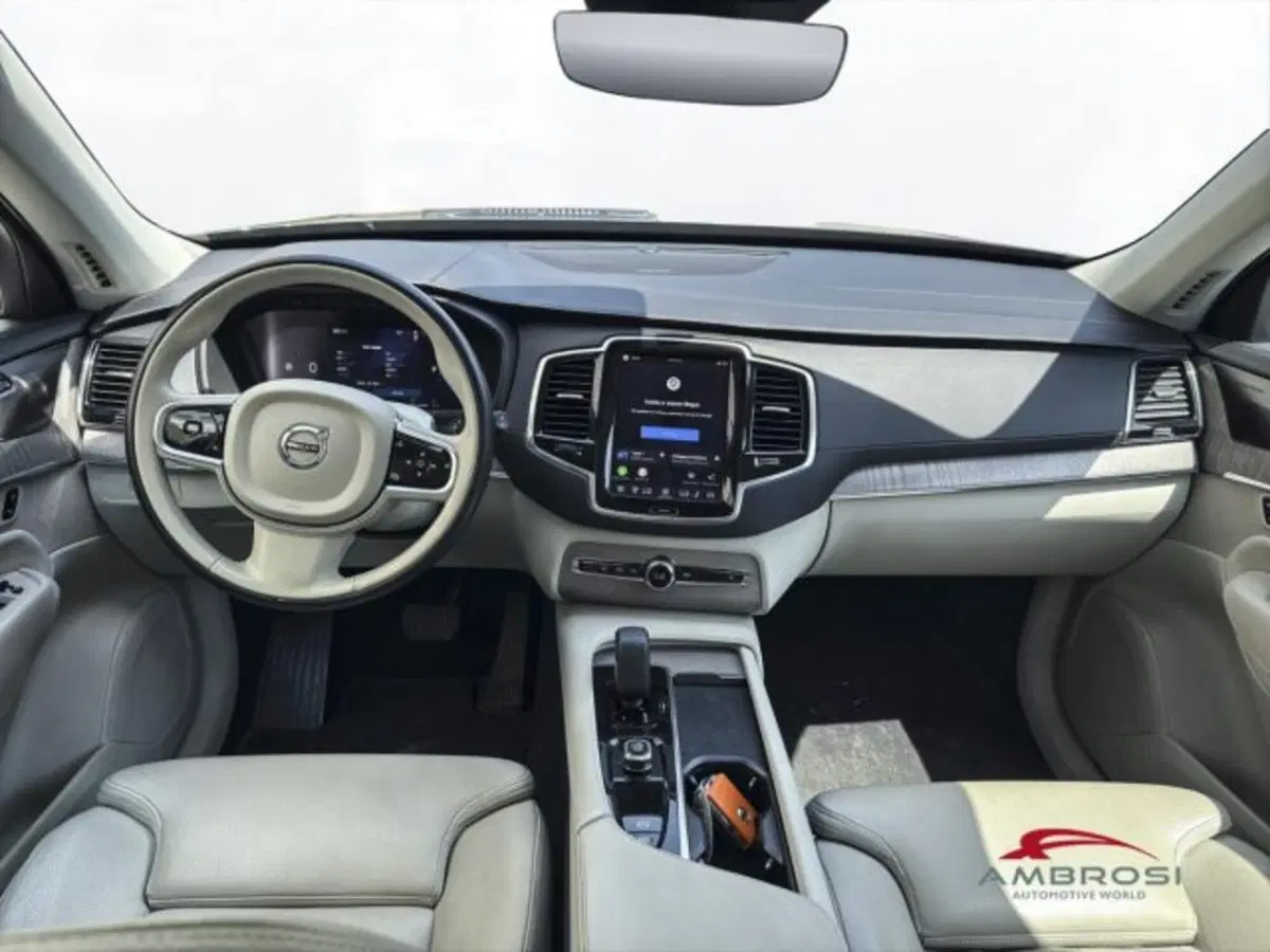 Volvo XC90 usata a Perugia (14)