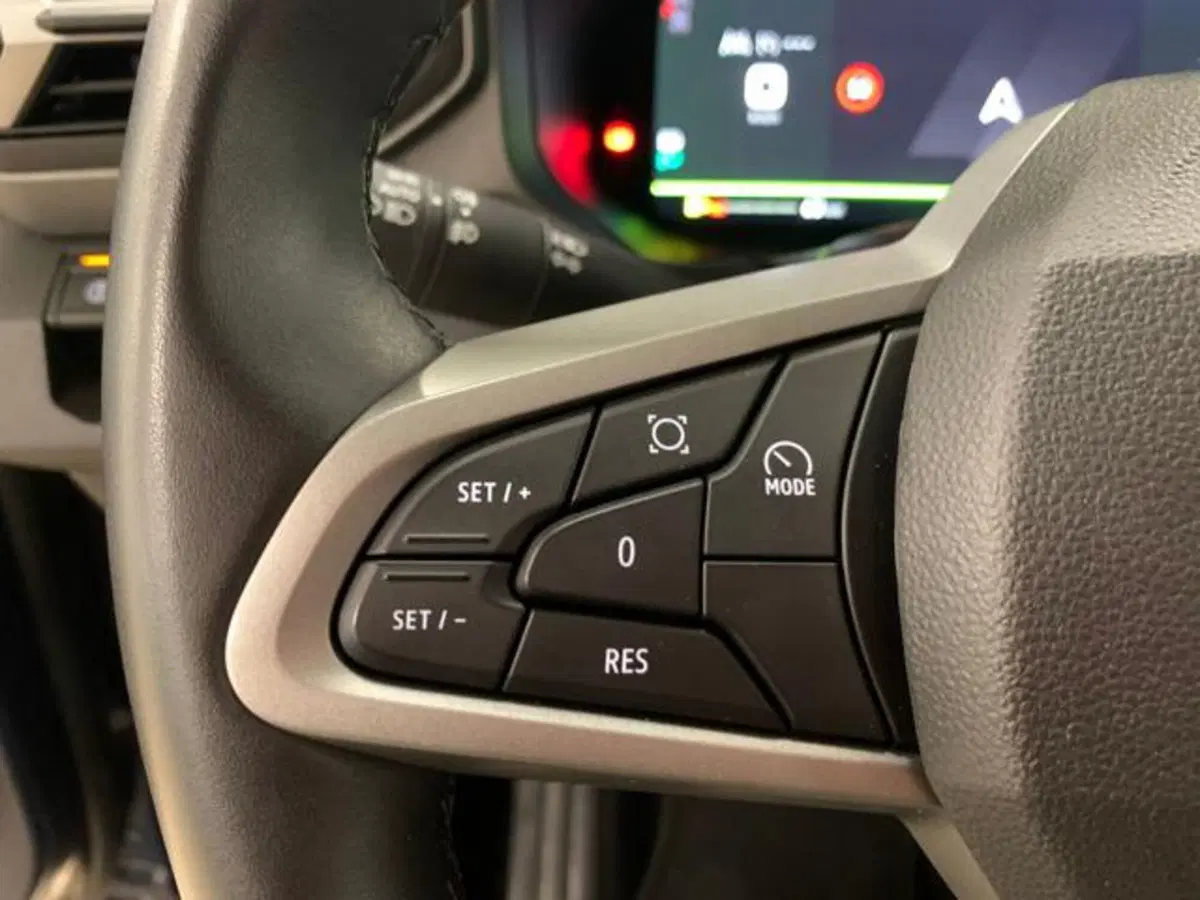 Dacia Bigster usata a Firenze (15)