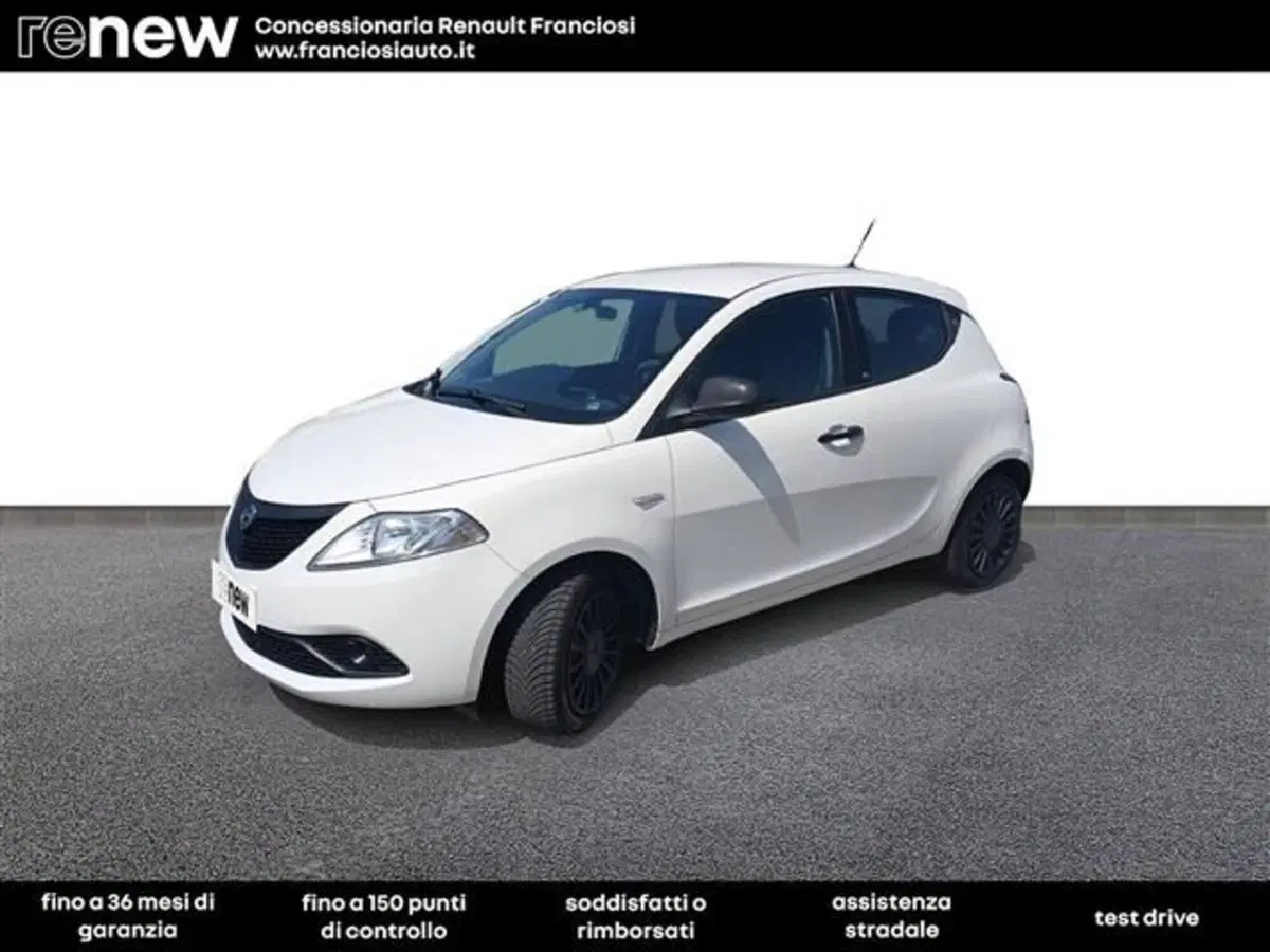 Lancia Ypsilon usata a Modena