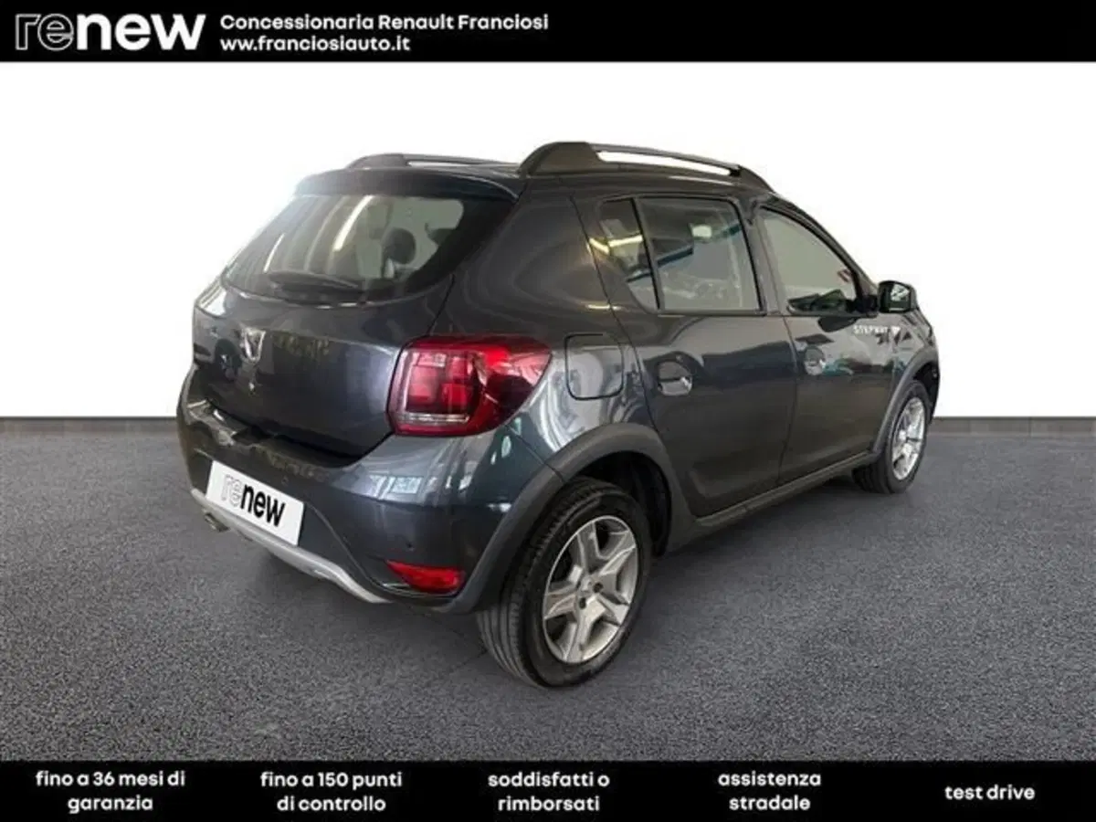 Dacia Sandero Stepway usata a Modena (3)