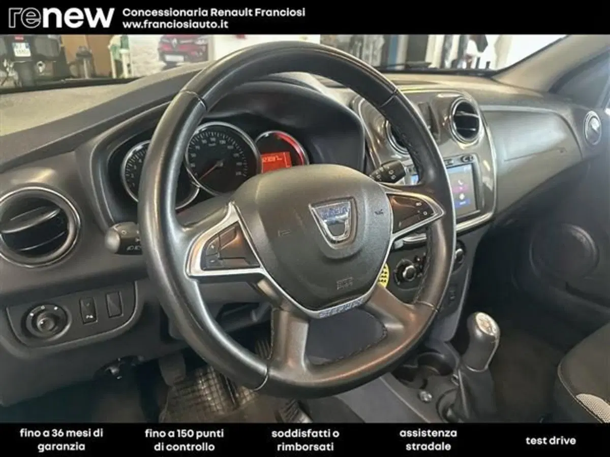 Dacia Sandero Stepway usata a Modena (6)