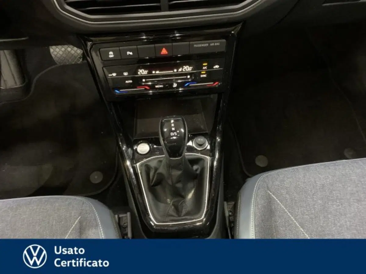 Volkswagen T-Cross usata a Vicenza (11)