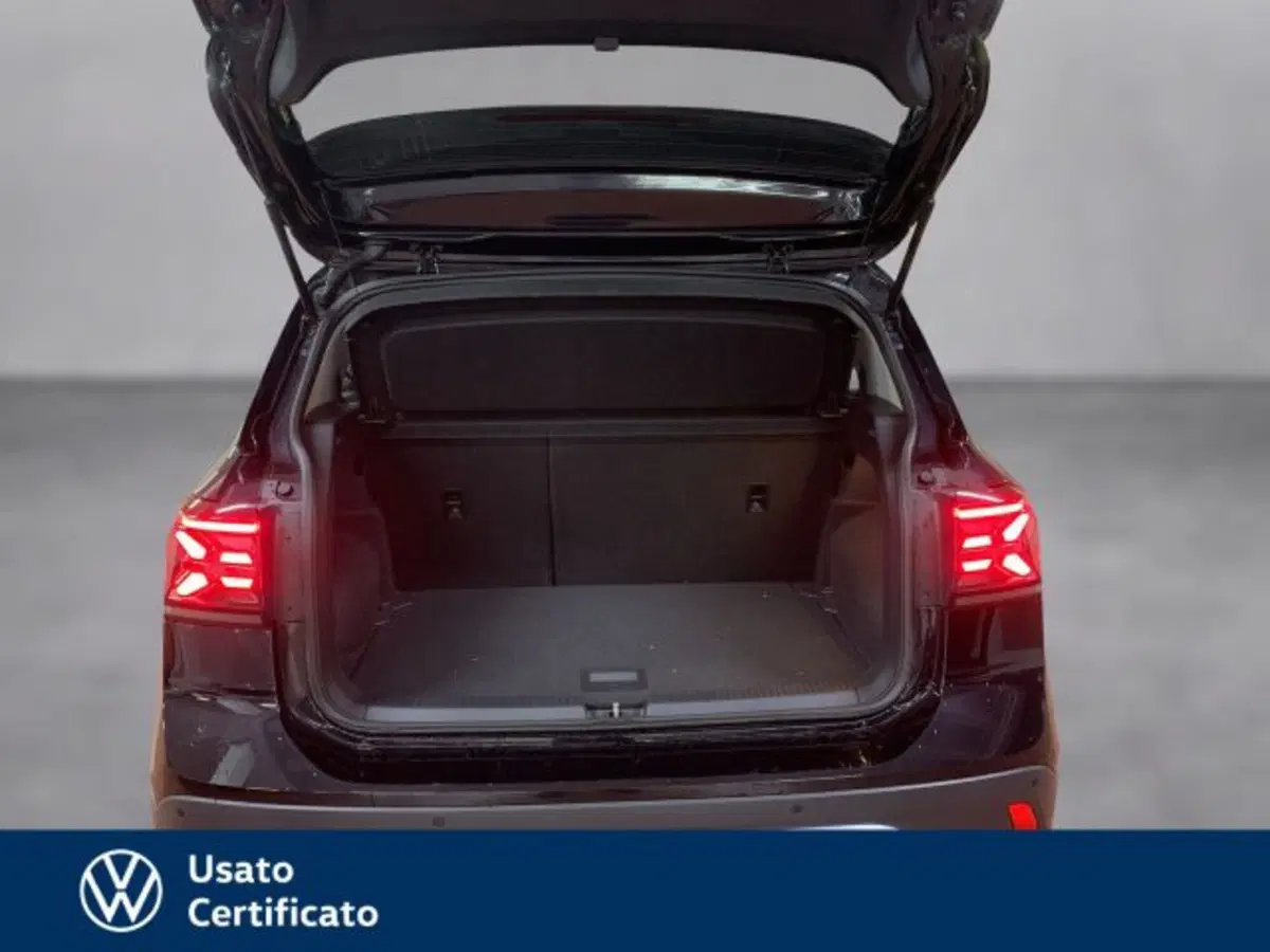Volkswagen T-Cross usata a Vicenza (17)