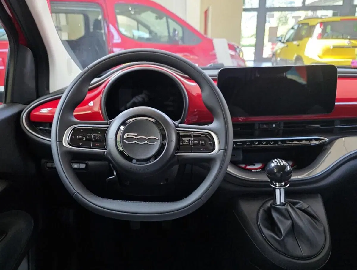 Fiat 500 nuova a Sondrio (13)