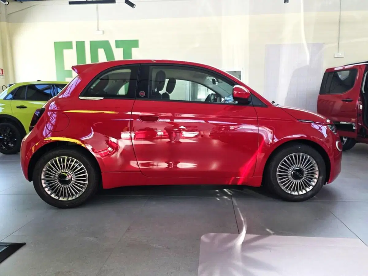 Fiat 500 nuova a Sondrio (6)