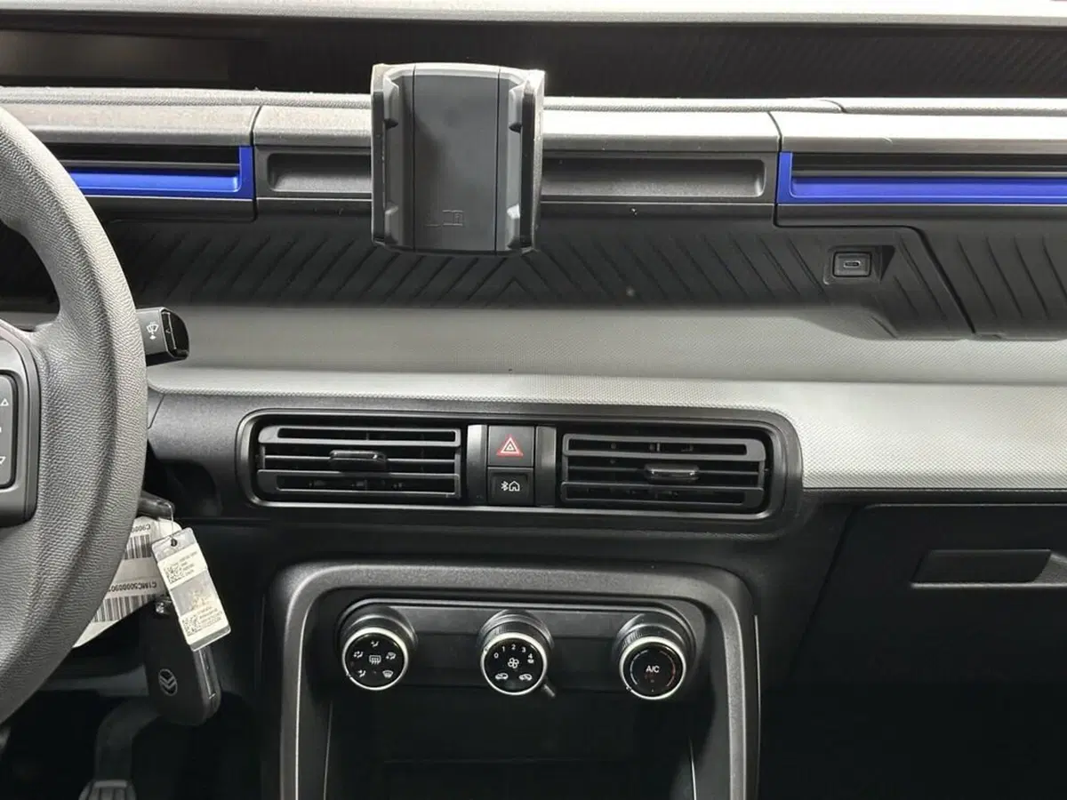 Citroen C3 Aircross nuova a Sondrio (14)