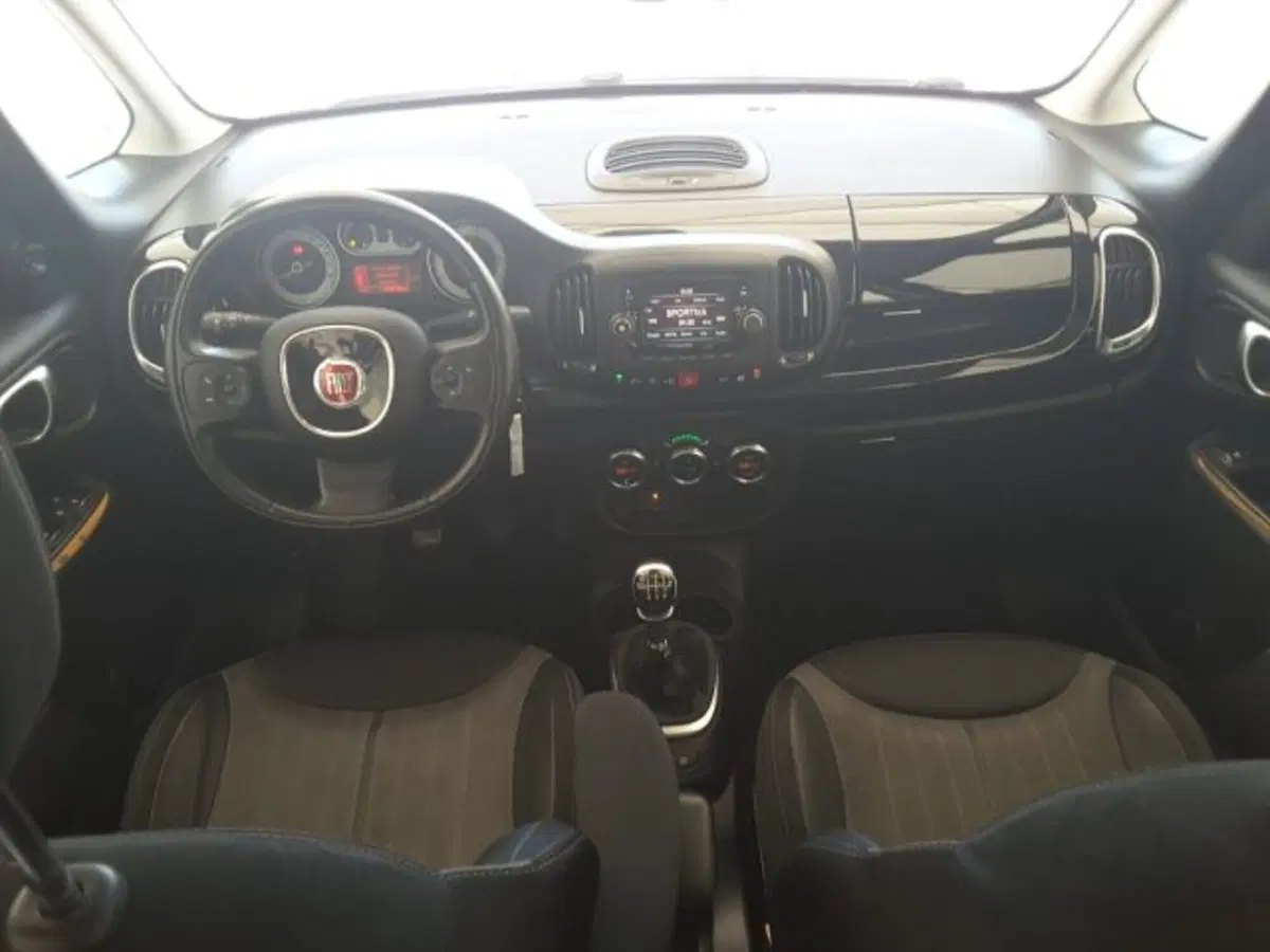 Fiat 500L Living usata a Firenze (9)