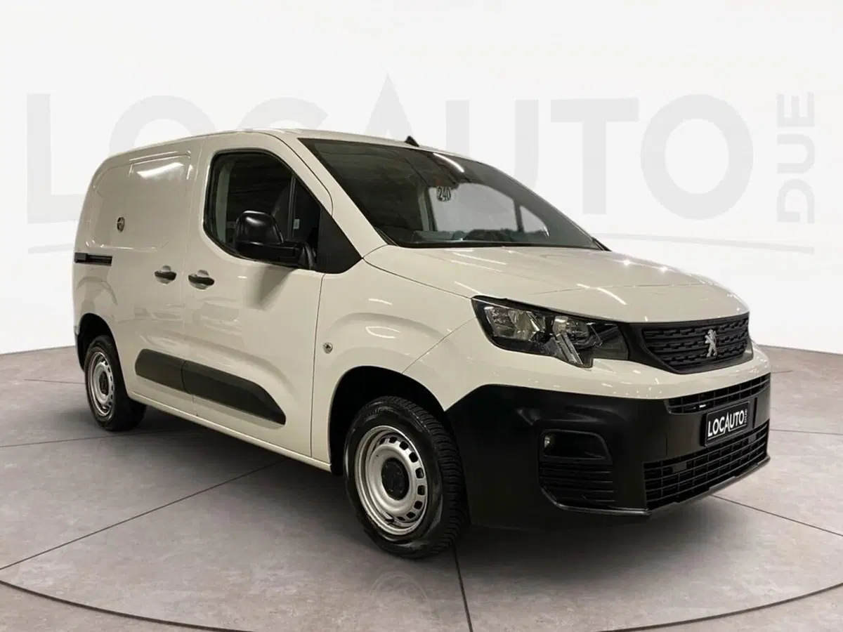 Peugeot Partner Furgone usata a Torino (3)