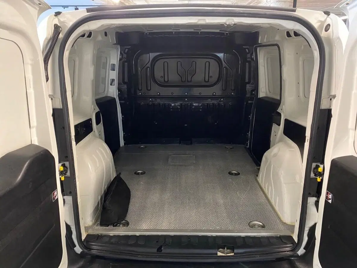 Fiat Doblò Furgone usata a Torino (8)