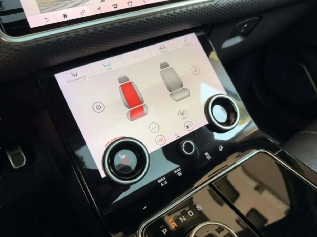 Land Rover Range Rover Velar usata a Siena (11)