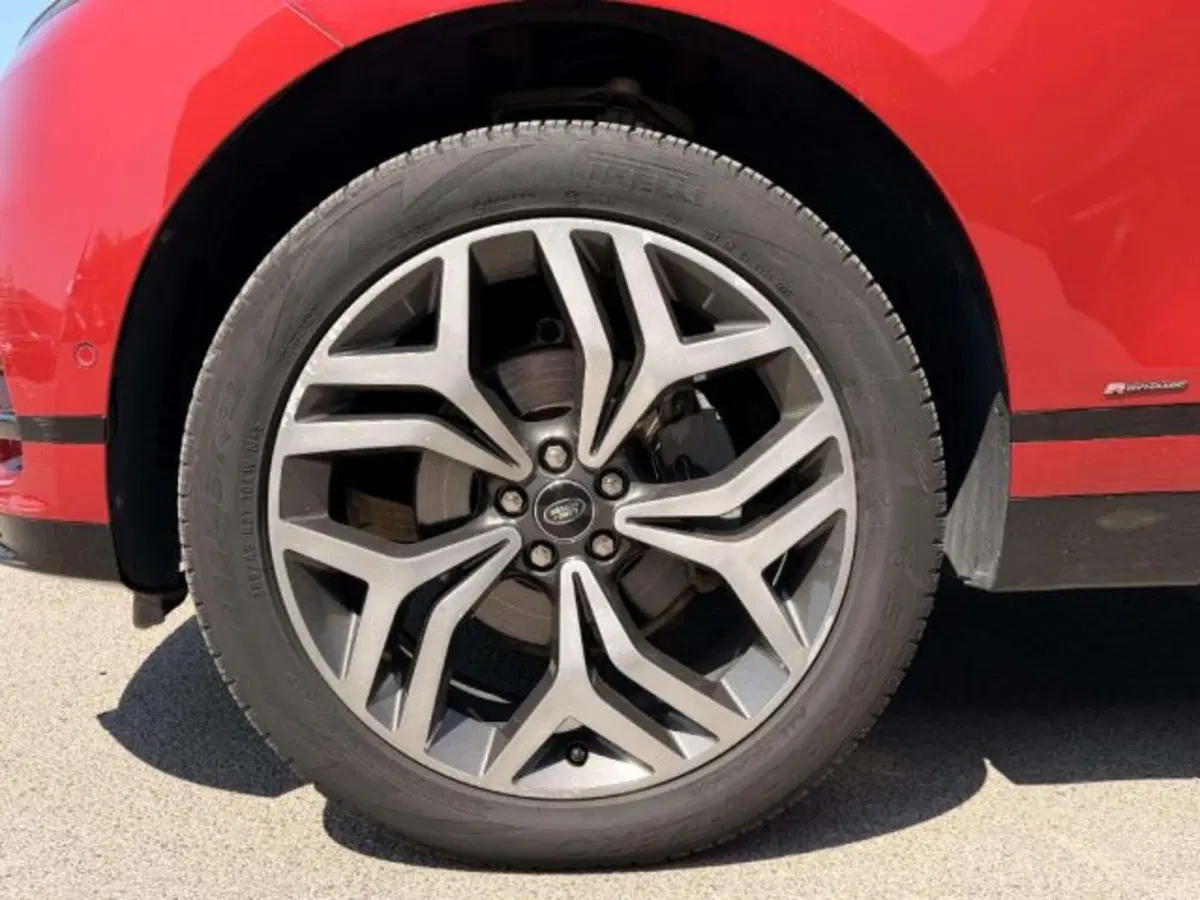 Land Rover Range Rover Velar usata a Siena (9)