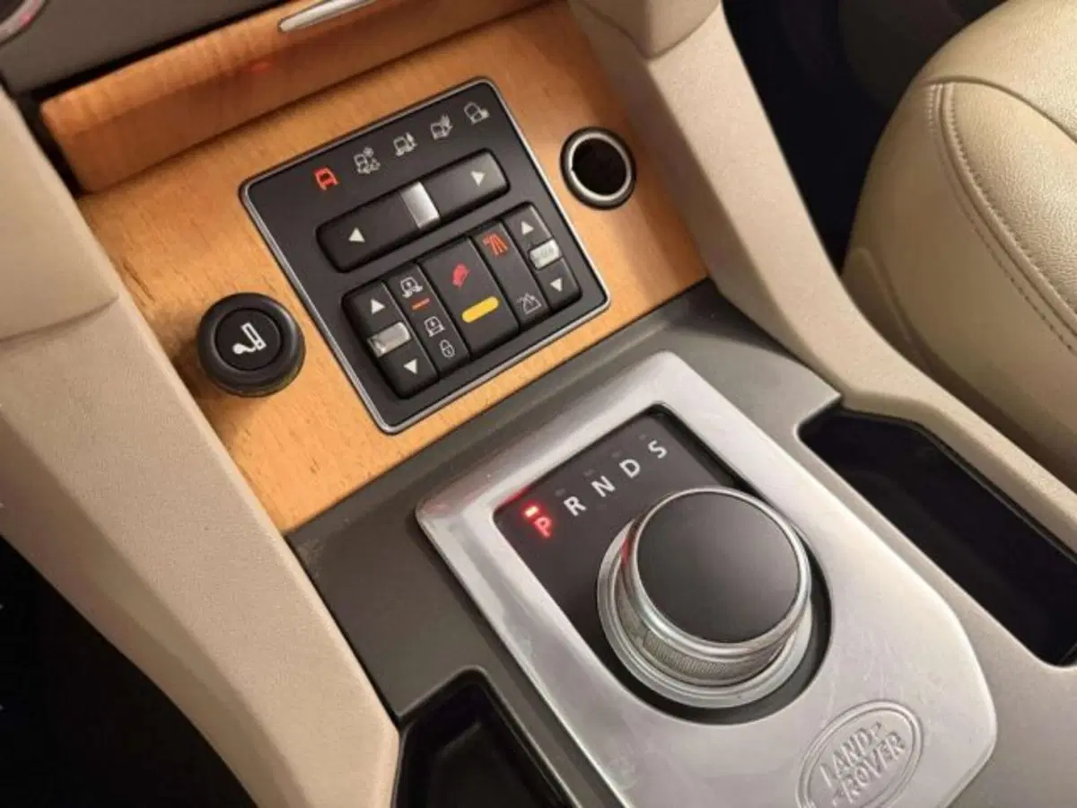 Land Rover Discovery usata a Siena (14)