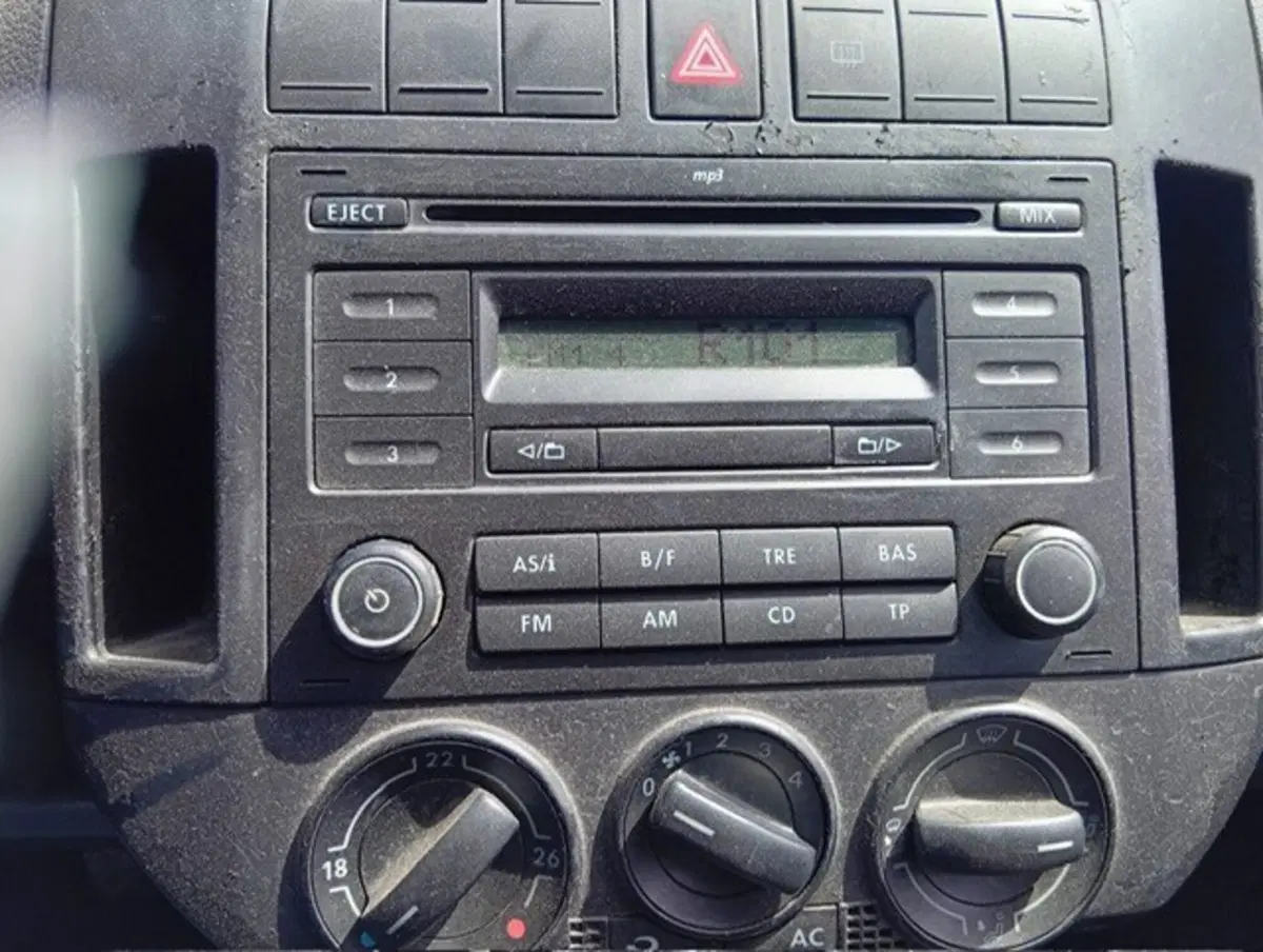 Volkswagen Polo usata a Catania (12)
