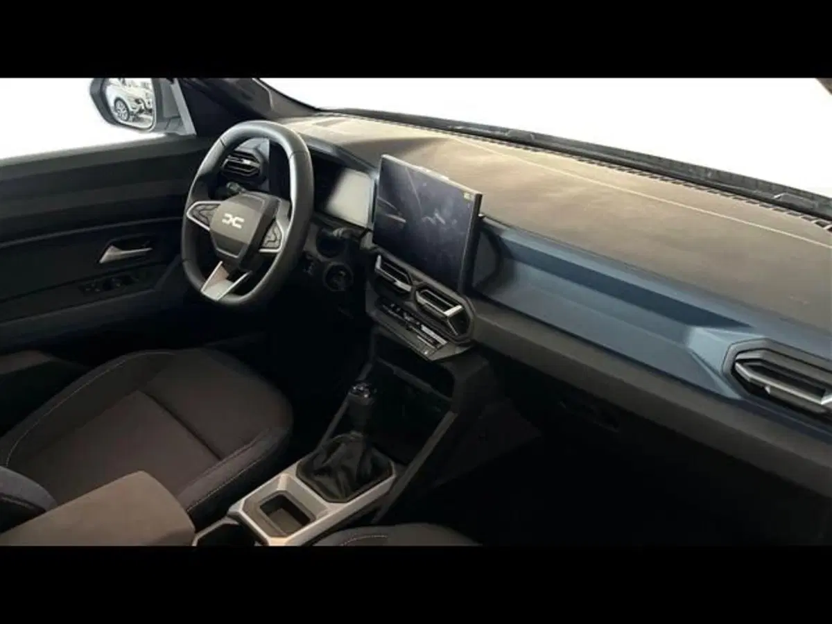 Dacia Bigster nuova a Firenze (10)