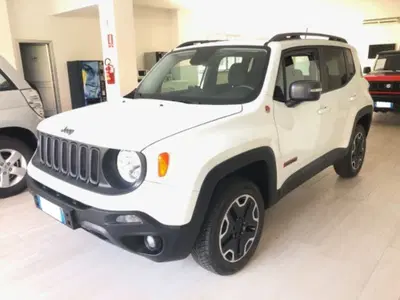 Jeep Renegade 2.0 Mjt 170CV 4WD Active Drive Low Trailhawk del 2015 usata a Torino