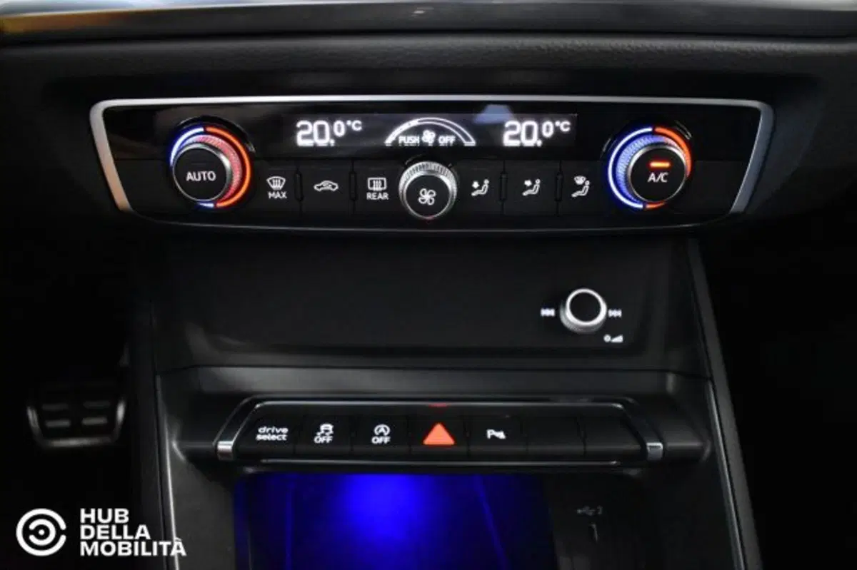 Audi Q3 Sportback usata a Perugia (13)