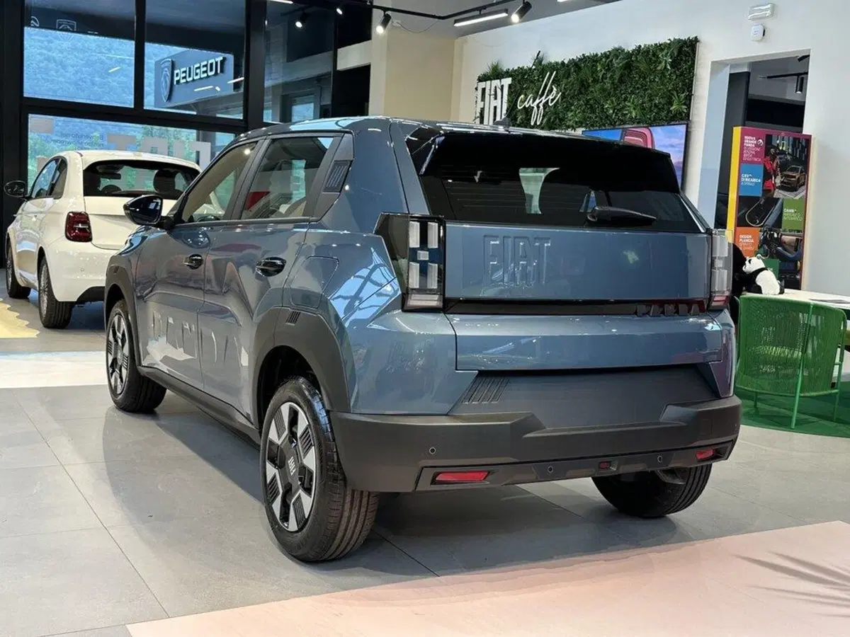 Fiat Grande Panda nuova a Sondrio (3)