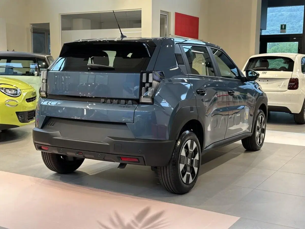 Fiat Grande Panda nuova a Sondrio (5)