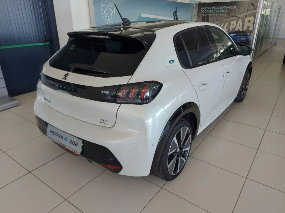Peugeot 208 usata a Pordenone (5)