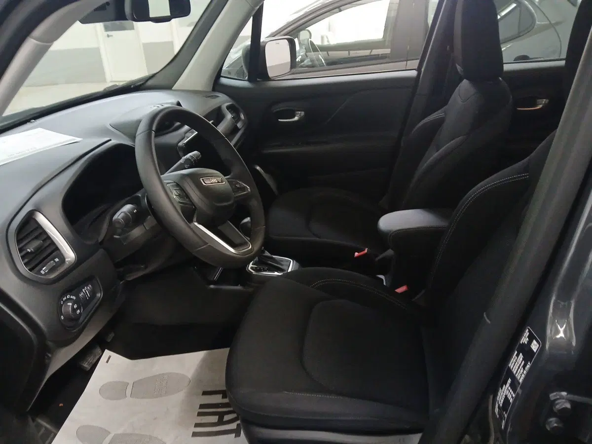 Jeep Renegade usata a Lecce (11)