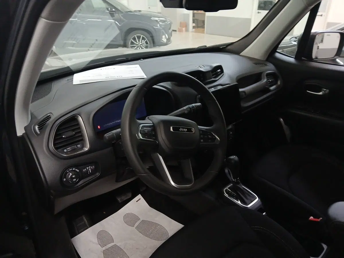 Jeep Renegade usata a Lecce (12)
