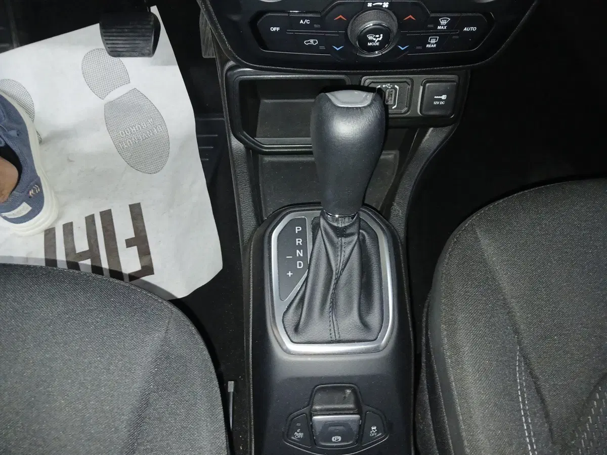 Jeep Renegade usata a Lecce (15)