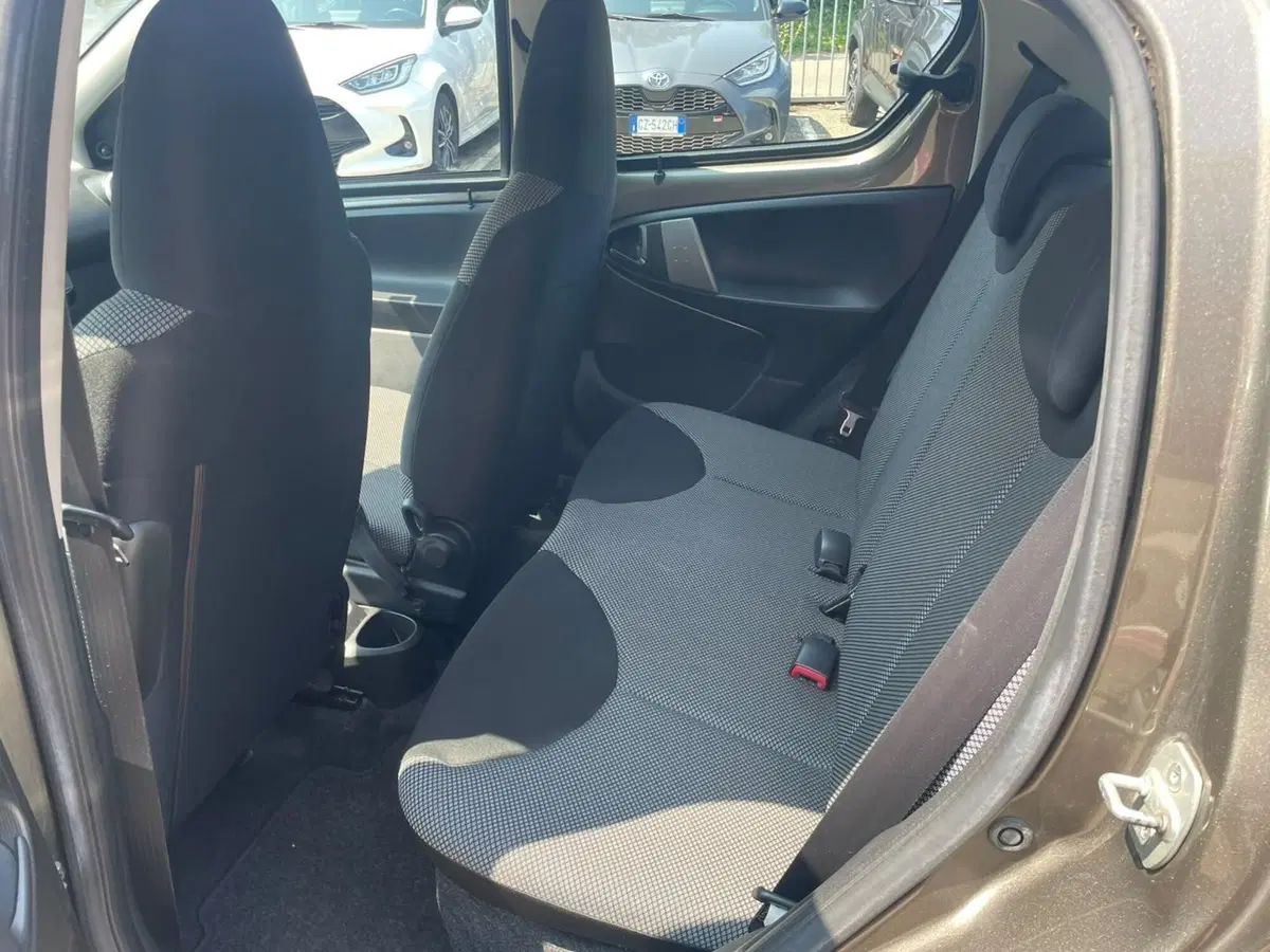 Toyota Aygo usata a Piacenza (12)