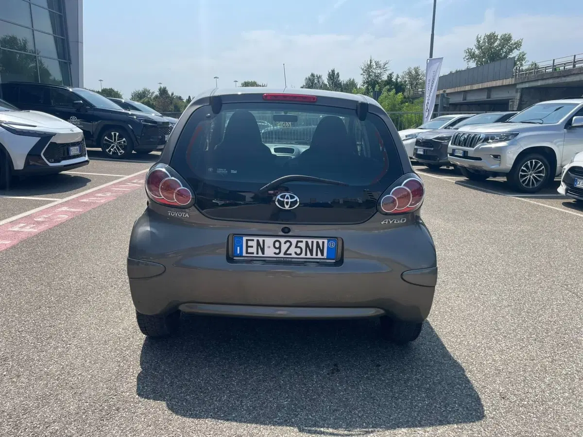Toyota Aygo usata a Piacenza (5)