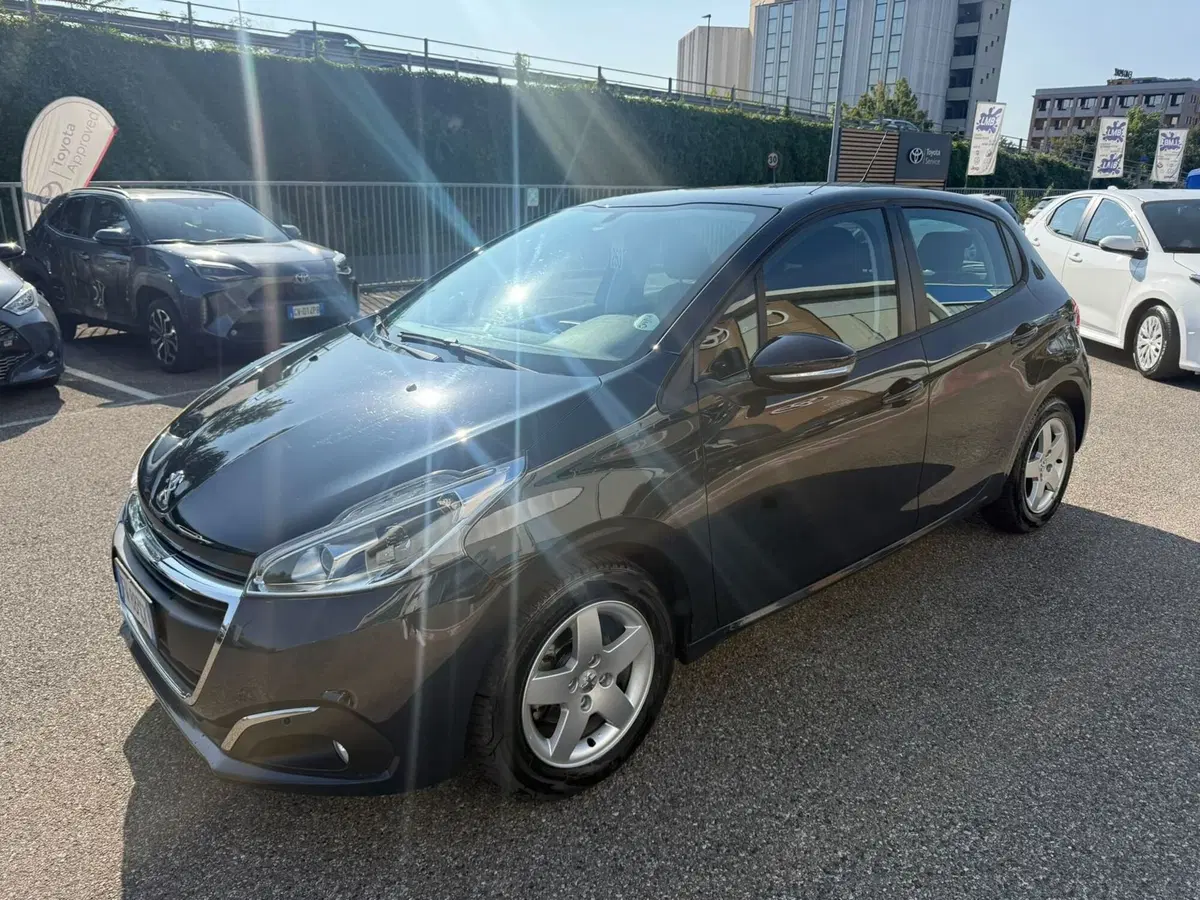 Peugeot 208 usata a Piacenza