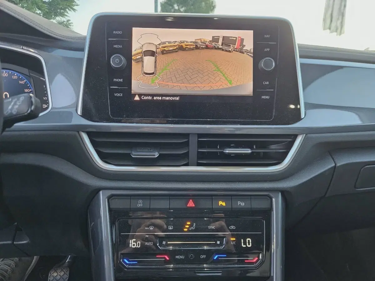 Volkswagen T-Roc usata a Alessandria (14)