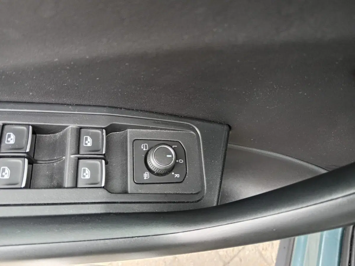 Volkswagen T-Roc usata a Alessandria (16)