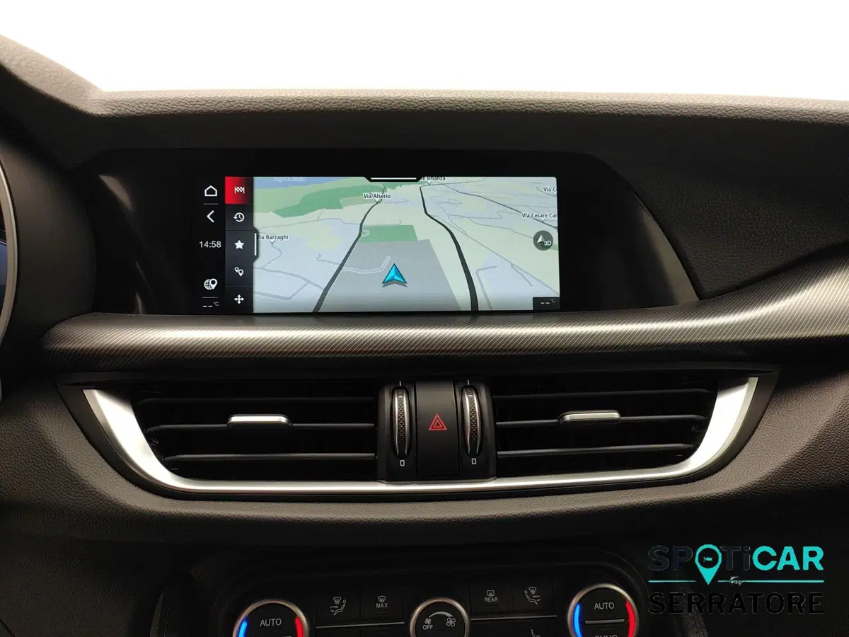 Alfa Romeo Stelvio usata a Como (10)