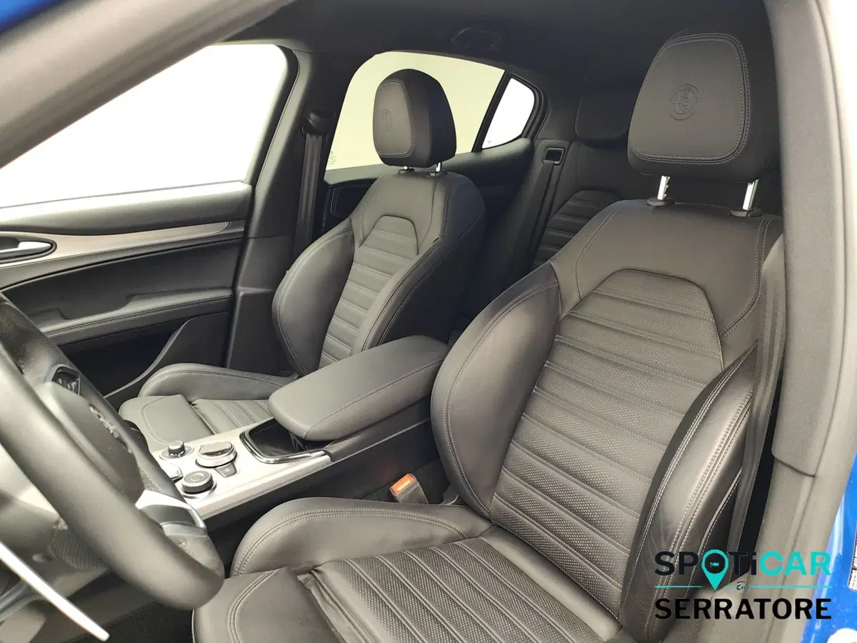 Alfa Romeo Stelvio usata a Como (11)