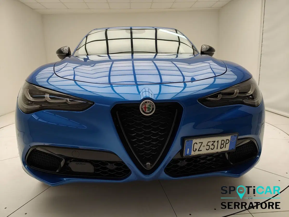 Alfa Romeo Stelvio usata a Como (2)