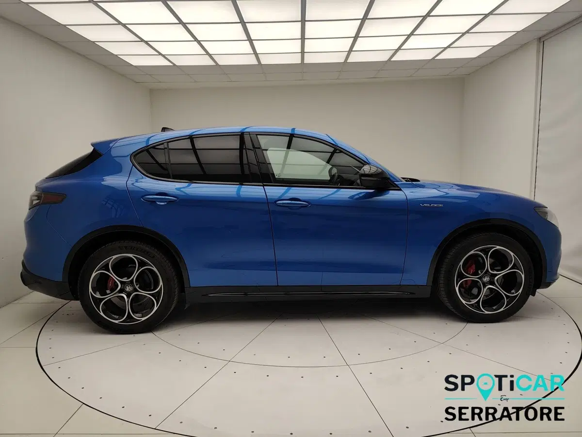 Alfa Romeo Stelvio usata a Como (20)