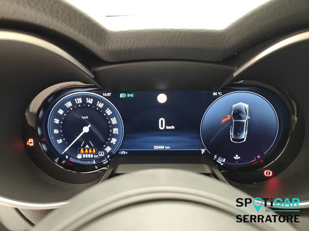 Alfa Romeo Stelvio usata a Como (7)
