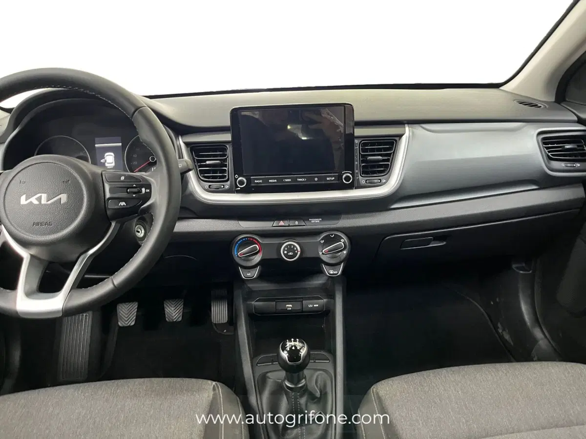 Kia Stonic usata a Modena (11)