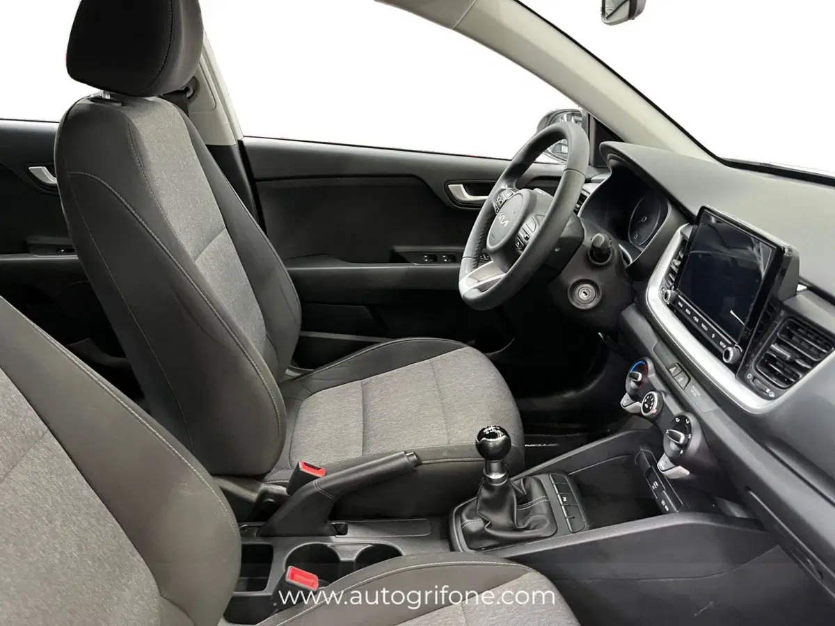 Kia Stonic usata a Modena (15)