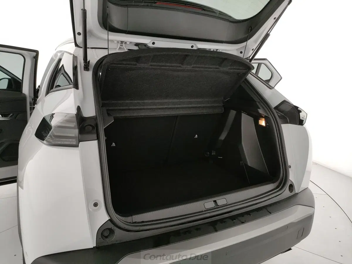 Peugeot 2008 nuova a Caserta (7)