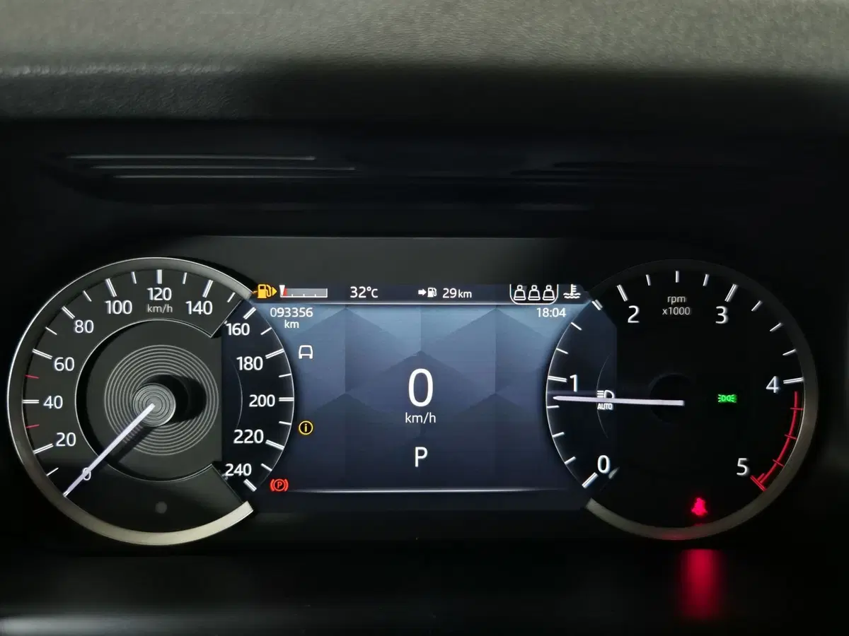 Land Rover Discovery Sport usata a Torino (14)