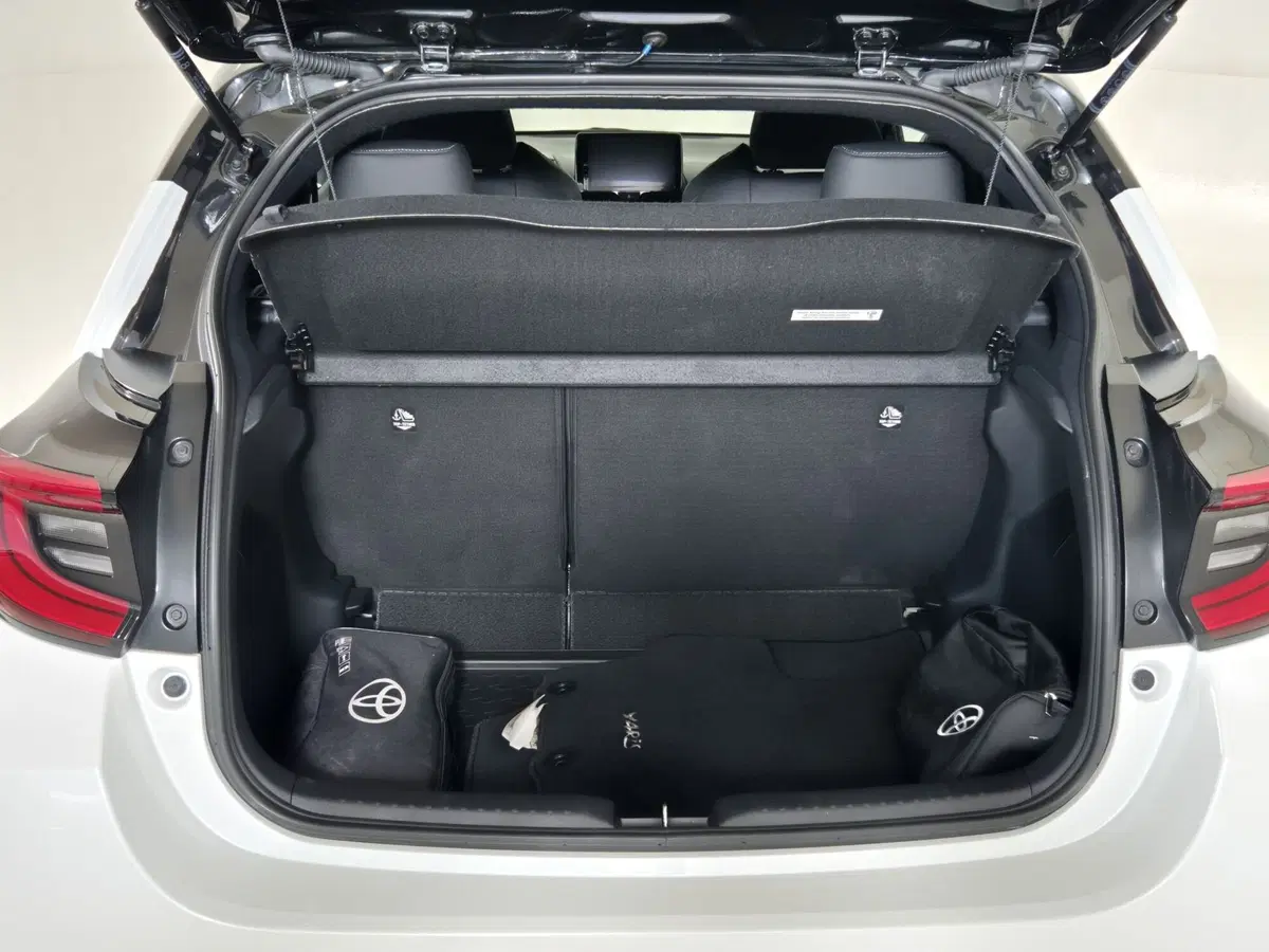 Toyota Yaris usata a Torino (13)